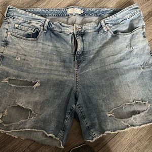 Torrid acid wash distressed denim shorts
